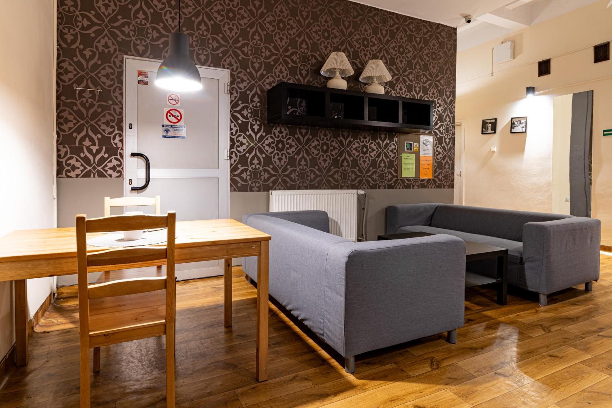 Hostel Orange Plus Stary Toruń Kültér fotó